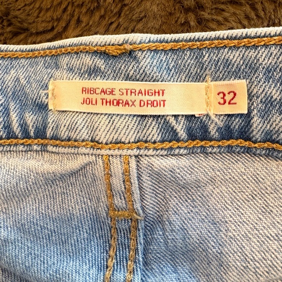 Levi’s Ribcage Straight 32/27 Lightwash - Picture 3 of 10